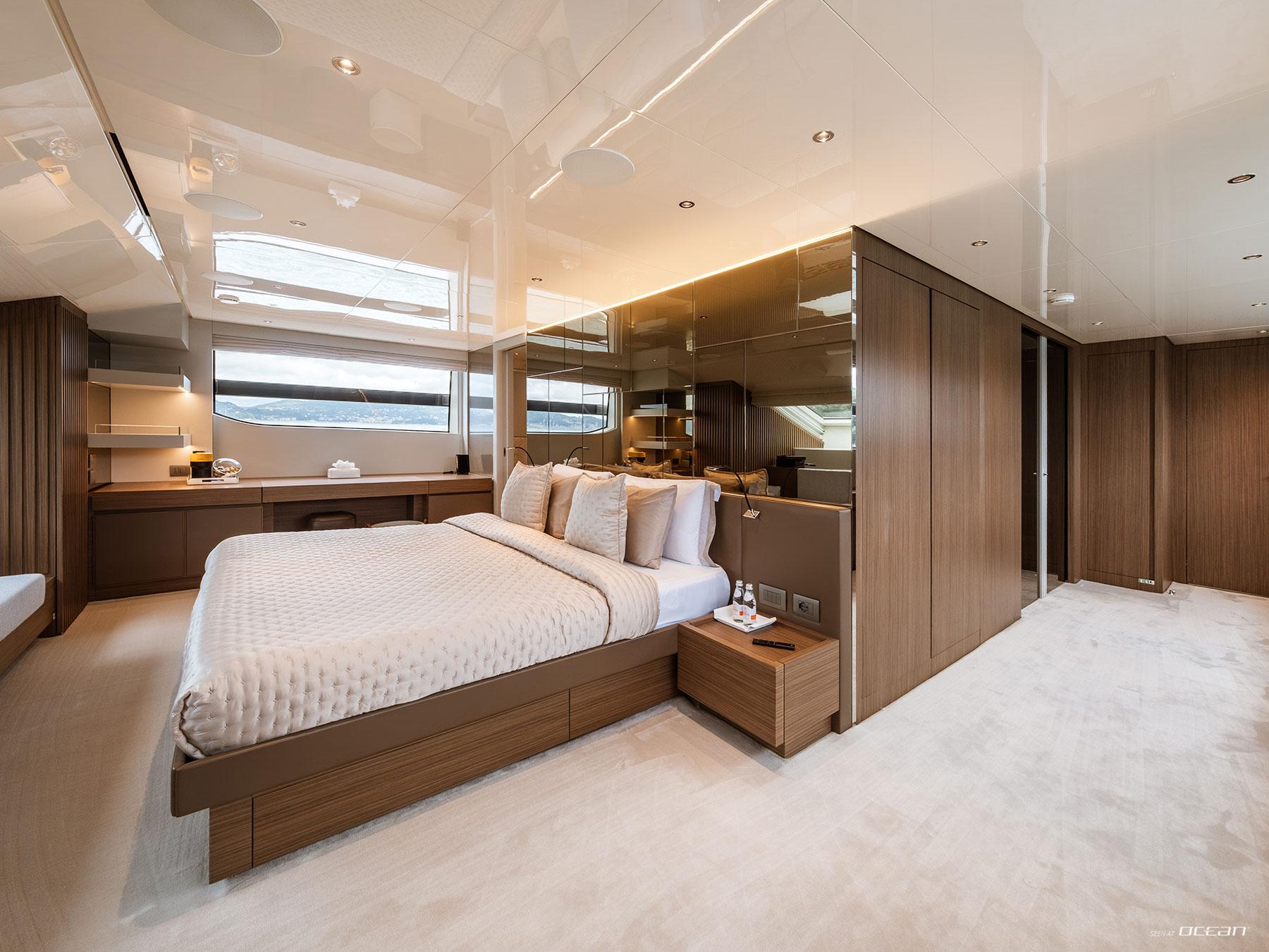 ARESYA - So Med, East & West - 7