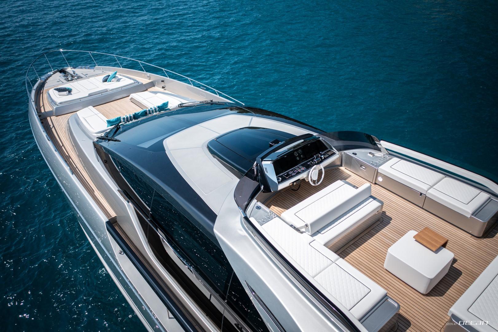 Meet LADY DB – The New Queen of the Amalfi Coast - 5