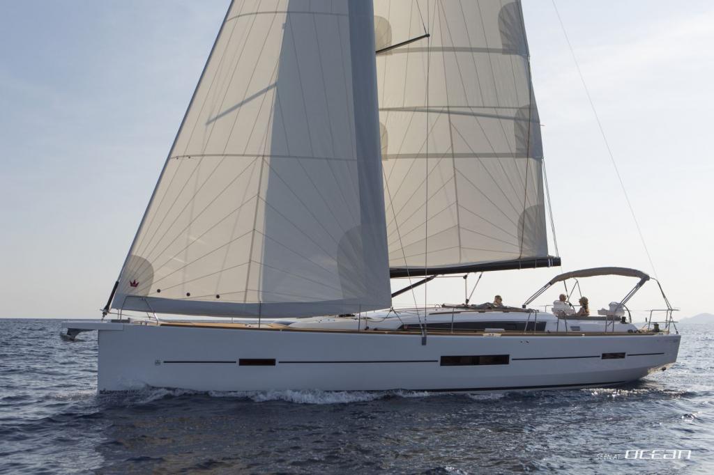 italy sailing yacht charter