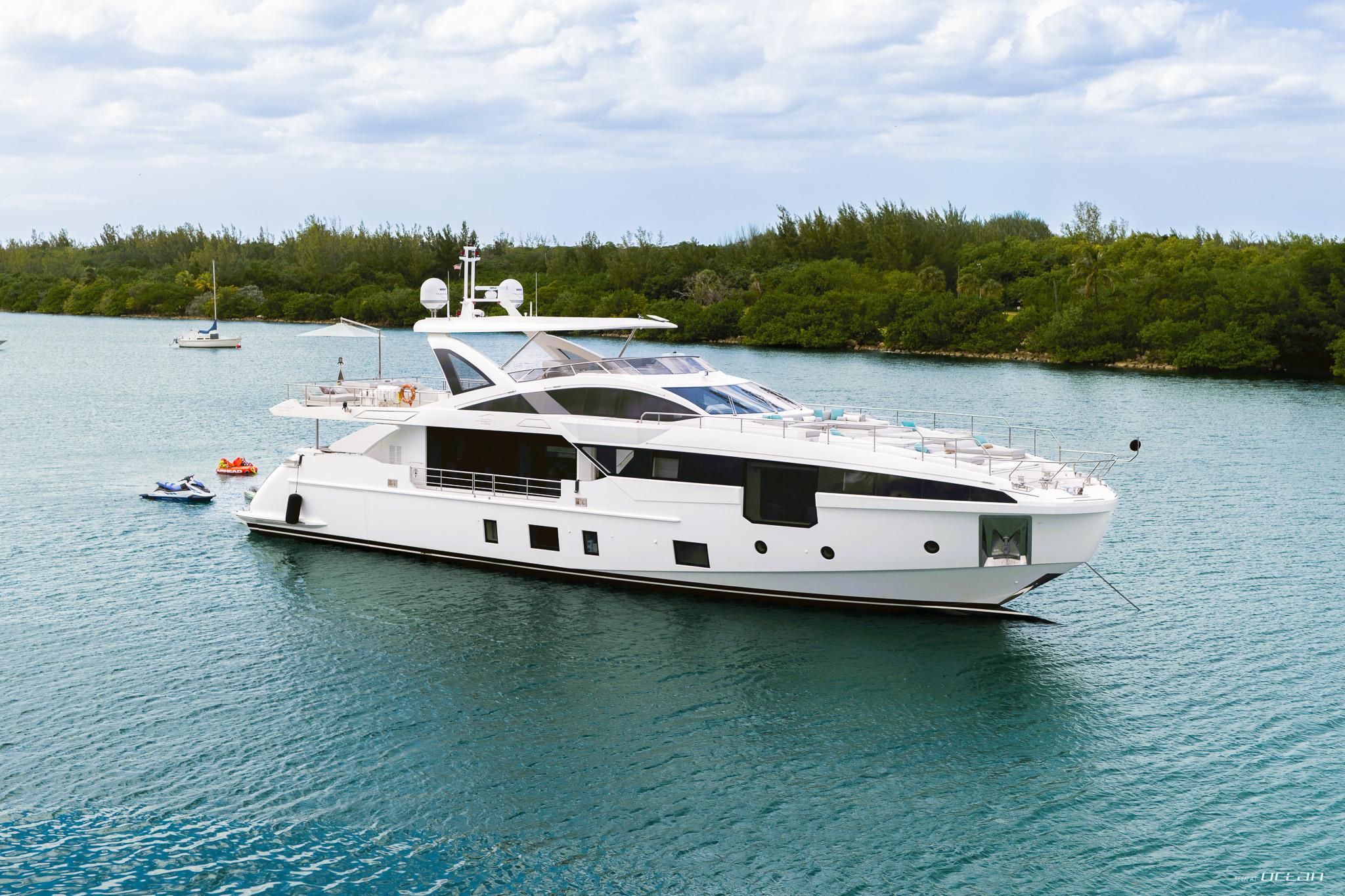 ALEGRIA  Azimut Grande 32M
