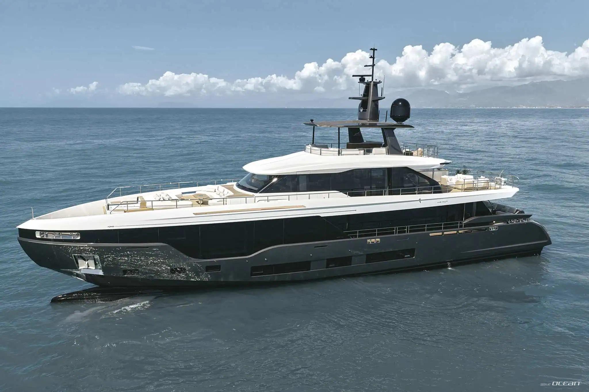 ILMA  Azimut Grande 36M