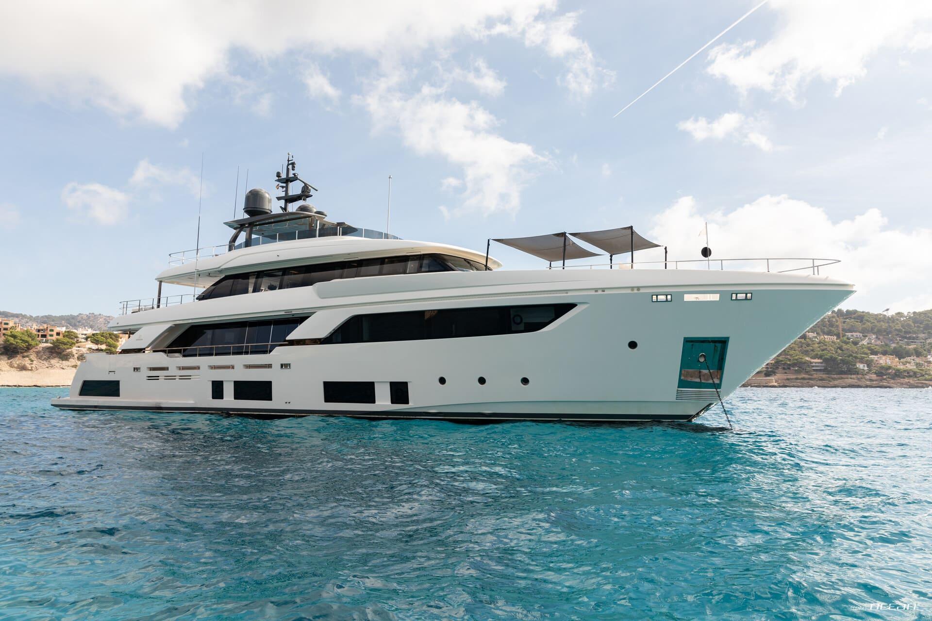 KIKI V Custom Line Navetta 37 - 3