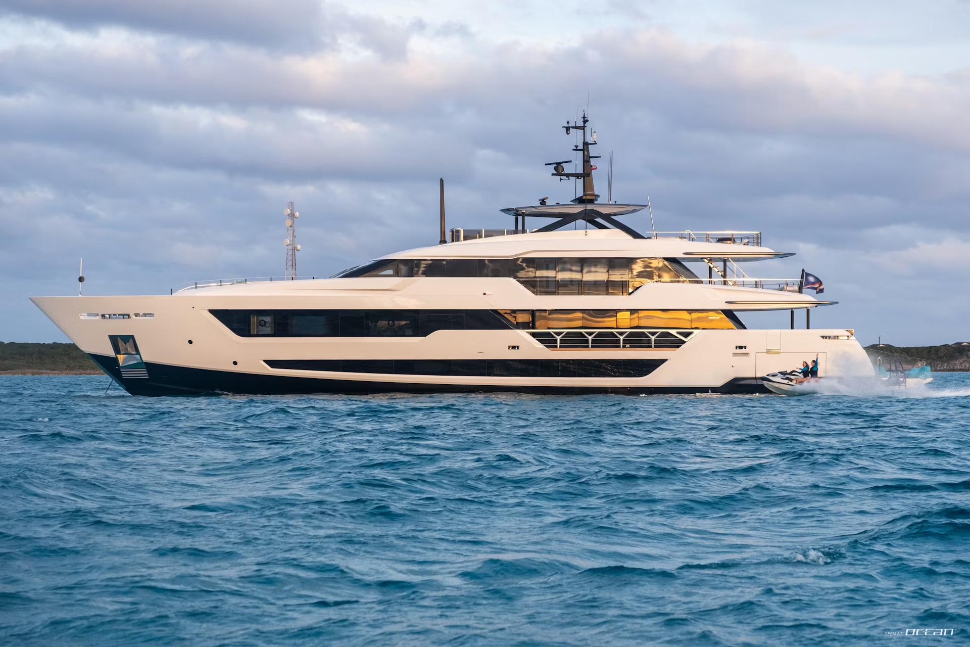 CANOE CANOE  Custom Line Saetta 140