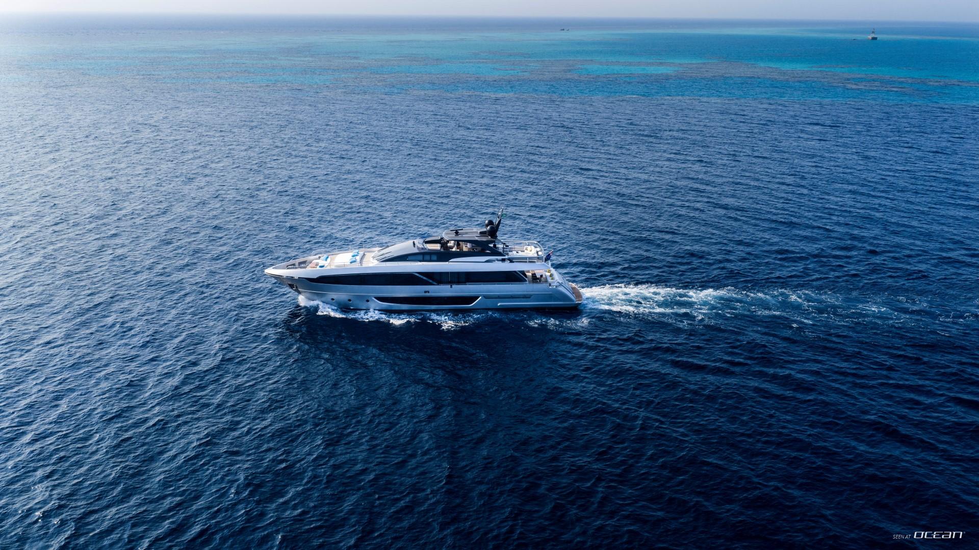 DARK HORSE Riva 100 Corsaro - 6