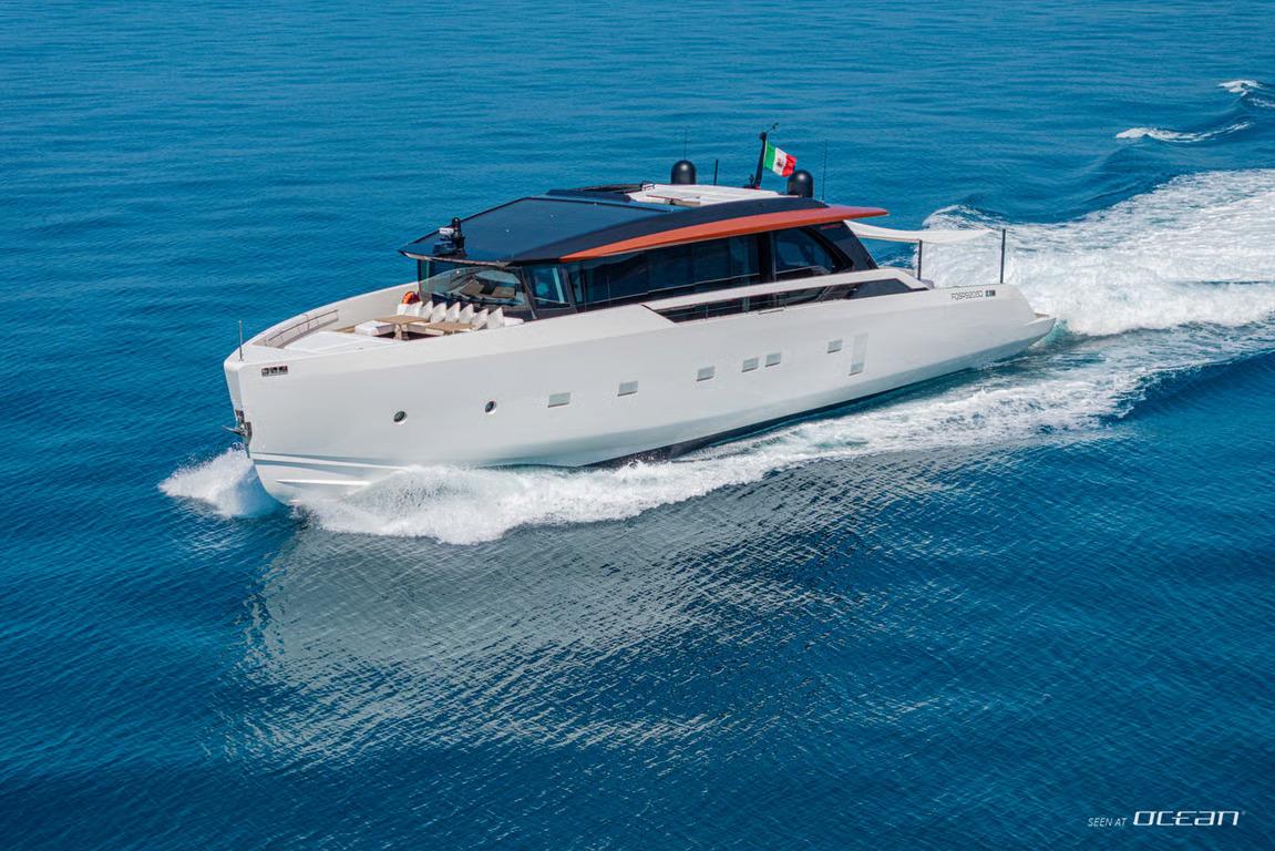 FORZA QUIETA Sanlorenzo SP92 - 2