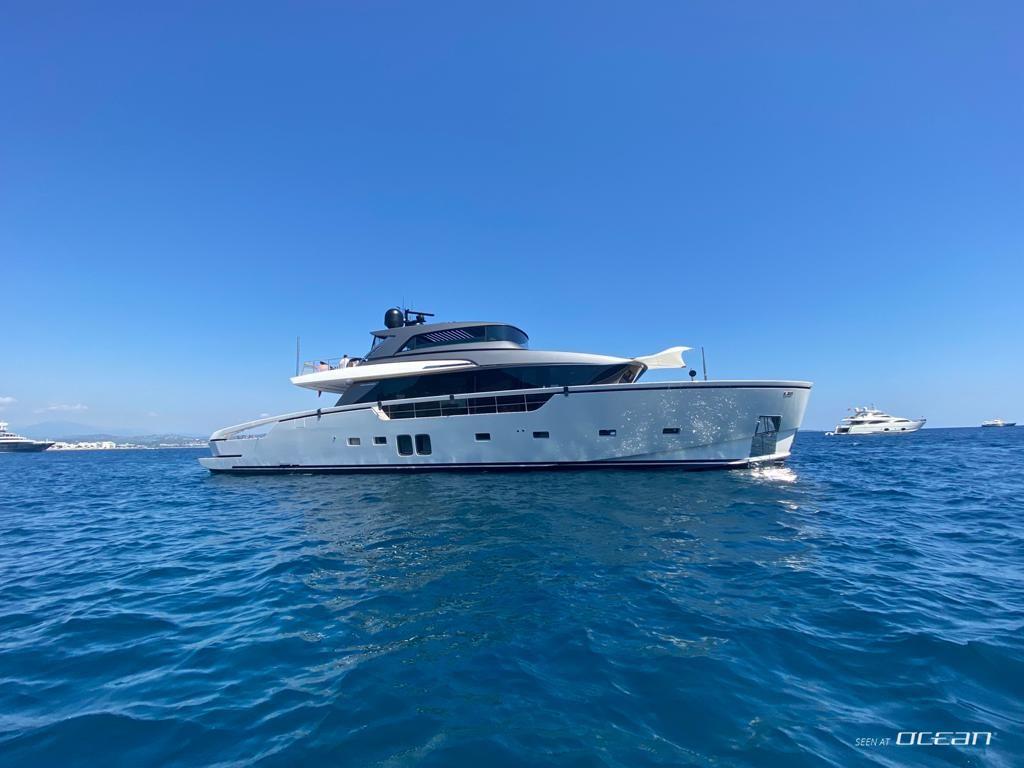 DRAGONFLY I  Sanlorenzo SX88