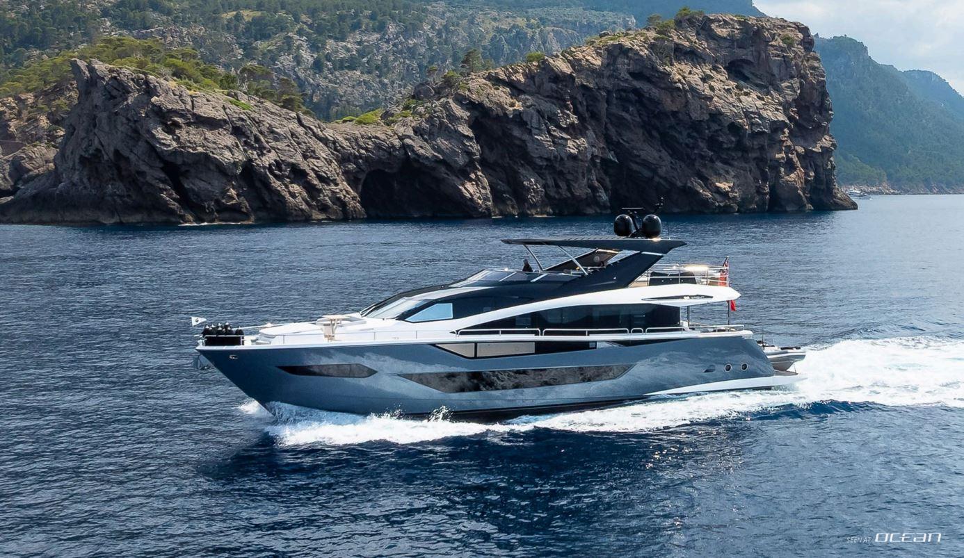 HALEY JANE  Sunseeker 88 Yacht