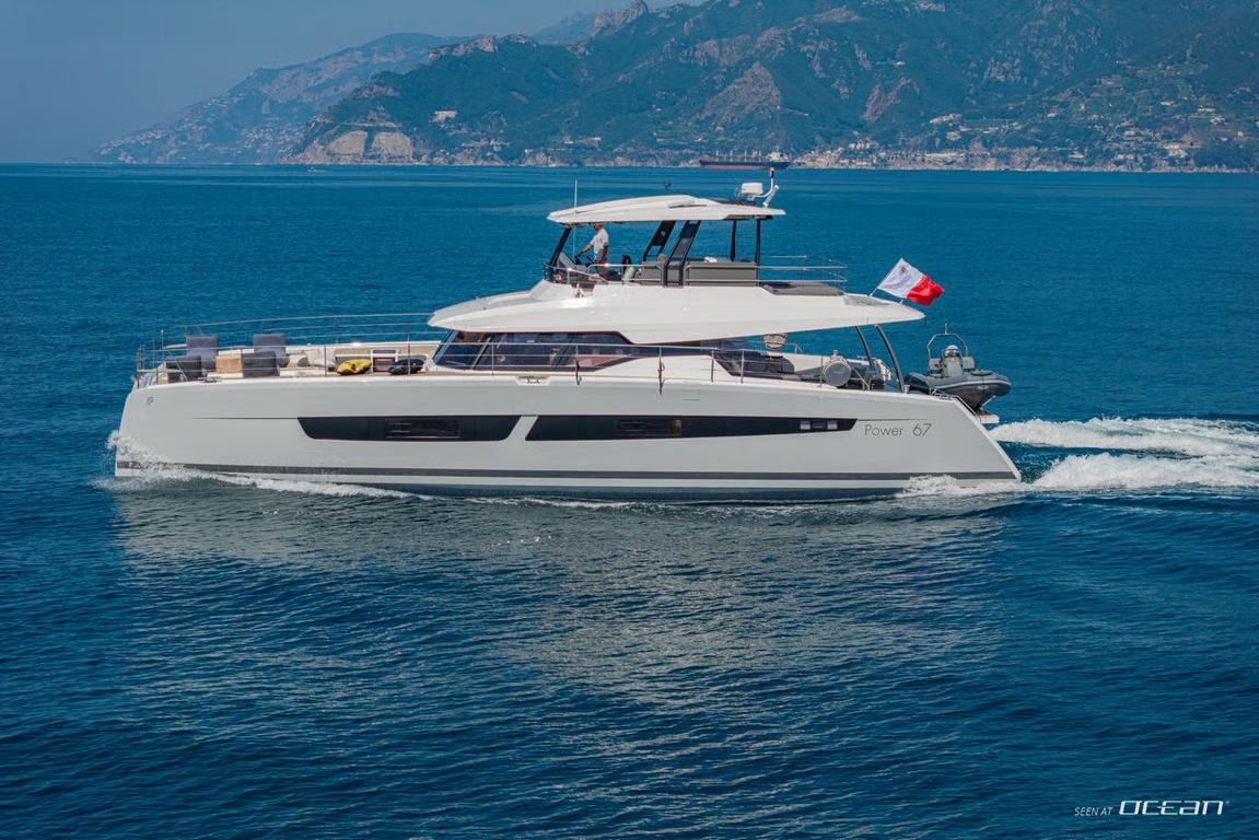 CORE Fountaine Pajot Power 67 - 2