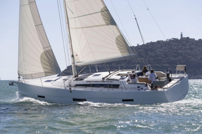 Dufour 430  | Dufour Yachts
