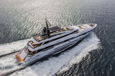 Parillion  | Rossinavi 49M Prince Shark