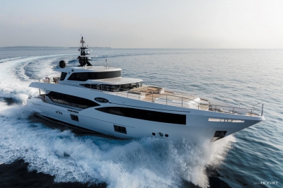 OneWorld  | Majesty 100