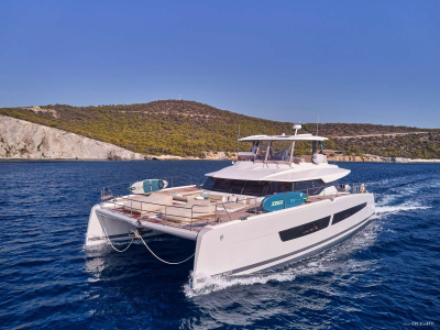 ELLY  | Fountaine Pajot Power 67