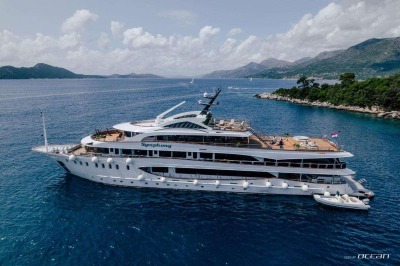 SYMPHONY  | Custom 52m