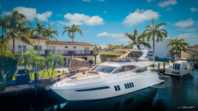 Thinks It's His  | Sea Ray L650 Fly