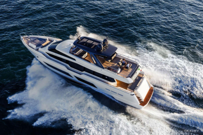 E3  | Ferretti Yachts 850