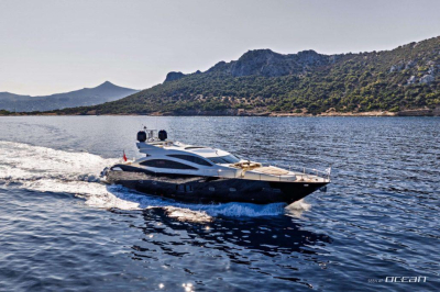 BLADE 6  | Sunseeker Predator 92S