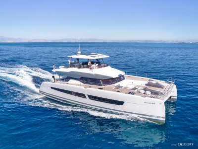 Christal Mio  | Fountaine Pajot Power 67