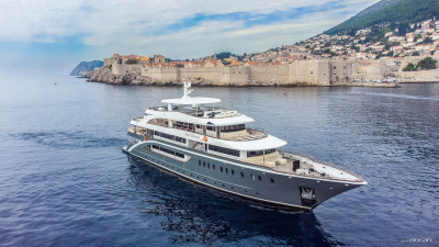 Lady Eleganza  | Custom 49m