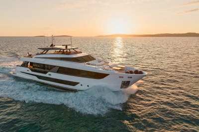 B.A.13  | Ferretti Yachts 1000