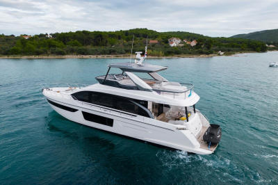 VENERE  | Azimut Fly 68
