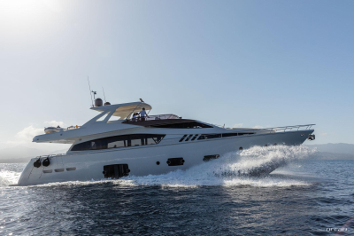 BIZMAN  | Ferretti 800