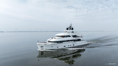 LUMIERE  | Moonen 124 Martinique