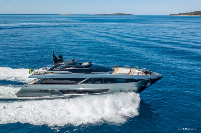 YOYITA II  | Riva 100 Corsaro