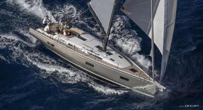 First 44  | Beneteau