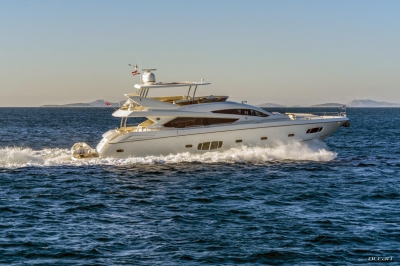 Sunseeker 80 Yacht 
