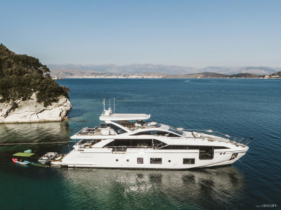 AGIO  | Azimut Grande 27M